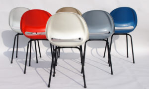 CHAISES EN FIBRE DE VERRE USA